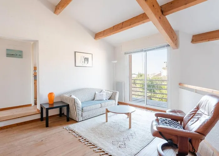 Villa Spacieuse A Gruissan, 4 Chambres, Jardin Prive, Clim, Proche Plage, Ideal Familles/amis - Fr-1-409a-18 Gruissan
